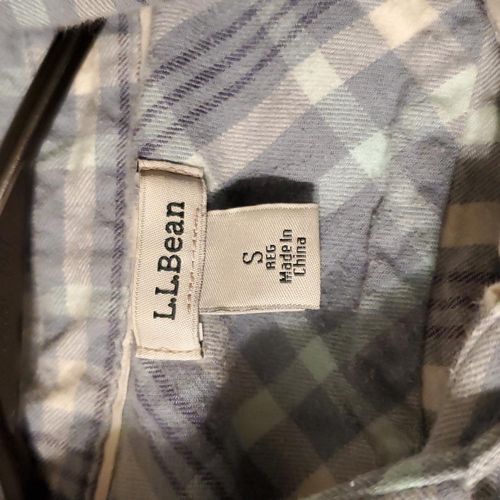 LL Bean flannel button up - Picture 3 of 6
